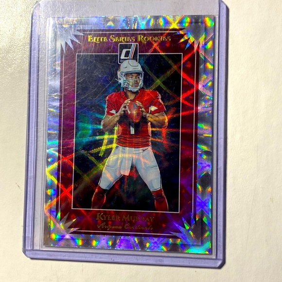 2019 Donruss Kyler Murray Elite Series Rookie ESR-2 - Picture 1 of 3